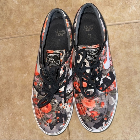 Stefan Janoski Nike SB Men's Size 8.5 Orange Black Digi Camo Floral Sneakers - Picture 3 of 8